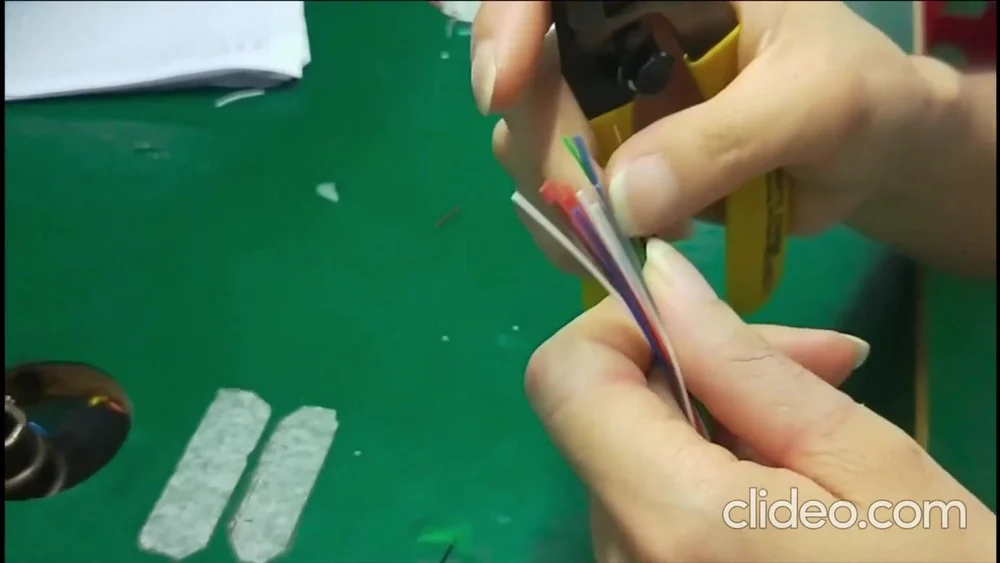 Fiber Optic Stripper CFS-3 – Precision Tool for 125µm Fiber with Comfort Grip (Yellow, 6 Inch) - Image 4