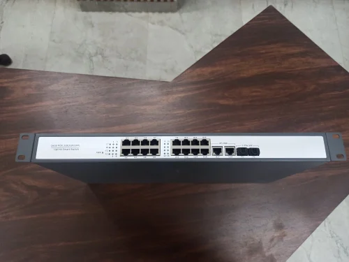 Tricom Rack Mount Poe Switch 16+2+2 SFP - Image 5